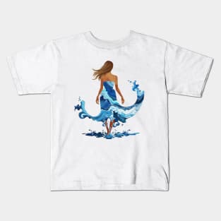 Lady of the Beach Kids T-Shirt